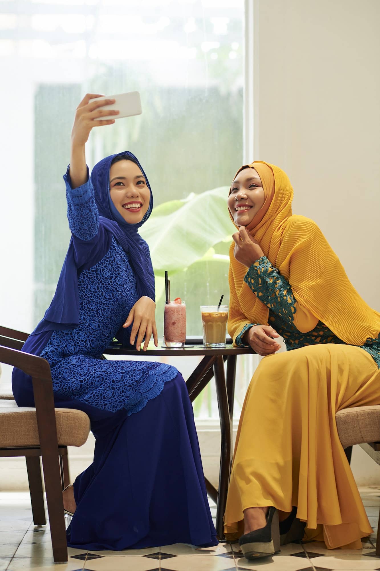 Abaya femme : signification culturelle, style et comment l’entretenir ?