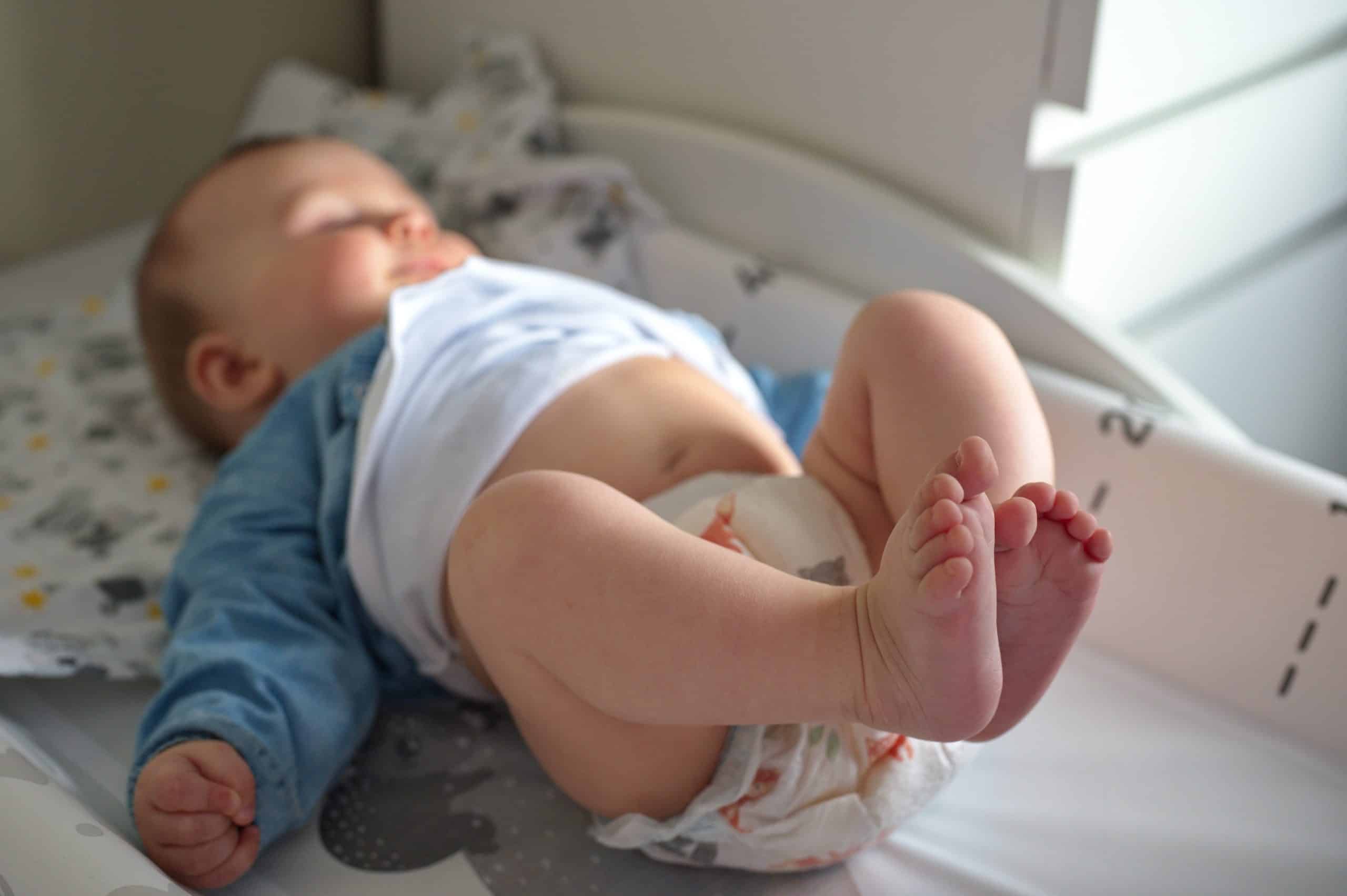 Lange bébé : comment bien le laver et l’entretenir de manière efficace ?